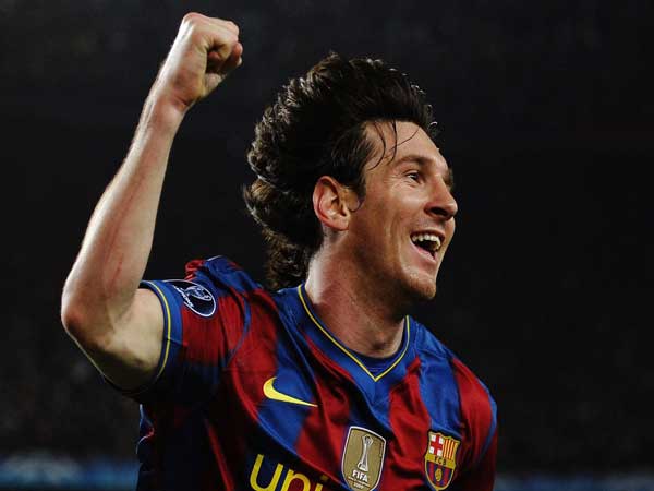 Messi có bao nhiêu hattrick trong sự nghiệp thi đấu?